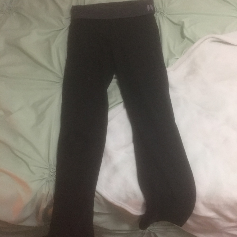 Victoria’s Secret boot cut yoga pants